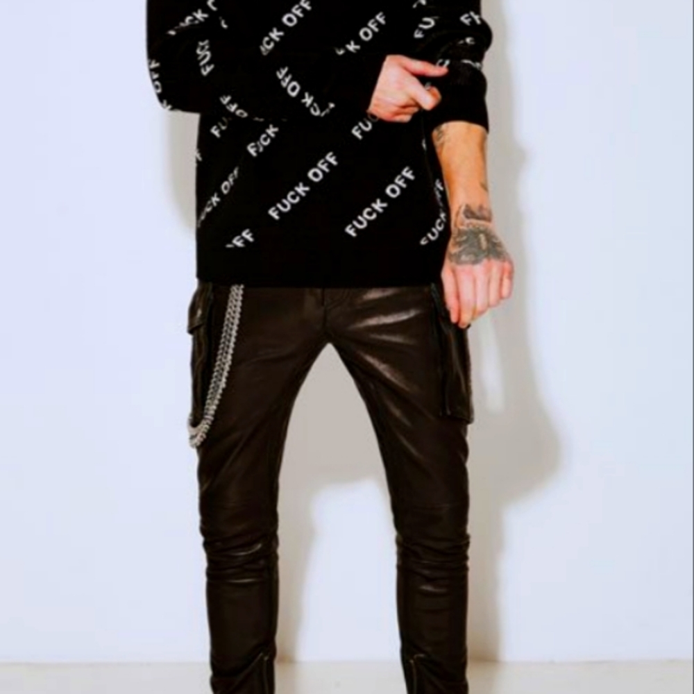 ⚡ FLASH ⚡ SALE @5 TONIGHT For this Authentic Jacob Lee 100% Cashmere Sweater